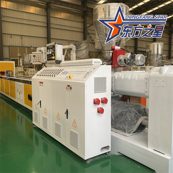 Оборудване за екструдиране на PVC таванни панели